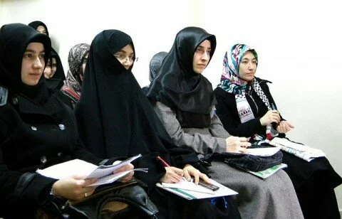 Young Muslim Girls