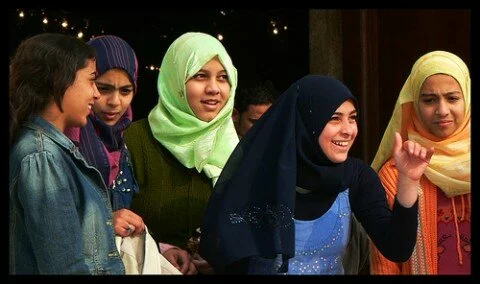 young_muslim_girls_in_veil