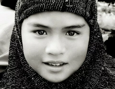 muslim girl in black and white.